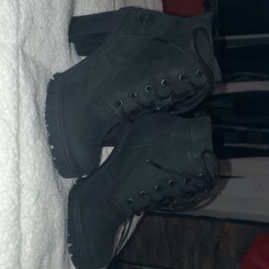 Size 6 Timberland boots